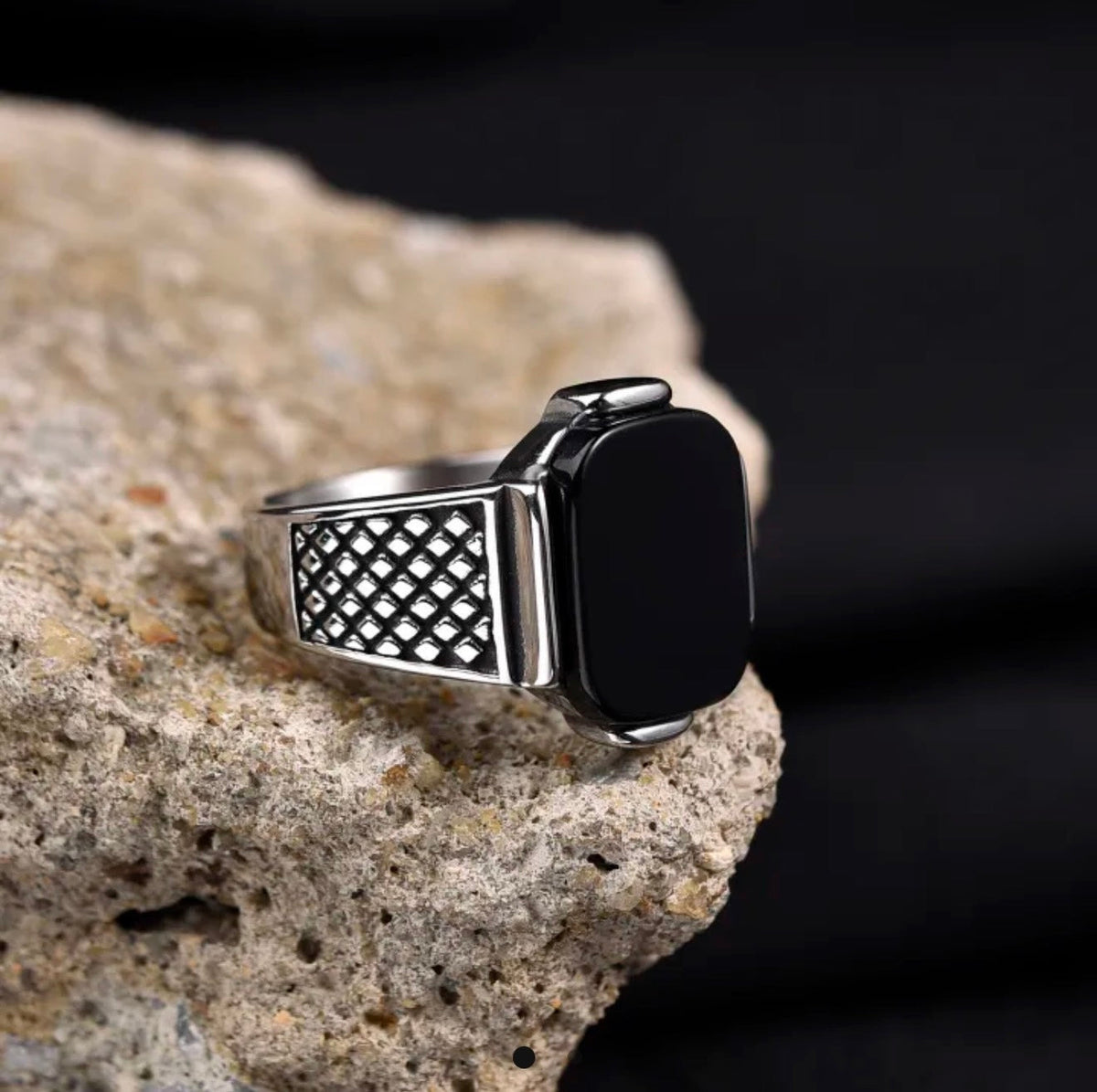 Black Signet Ring 🖤💍