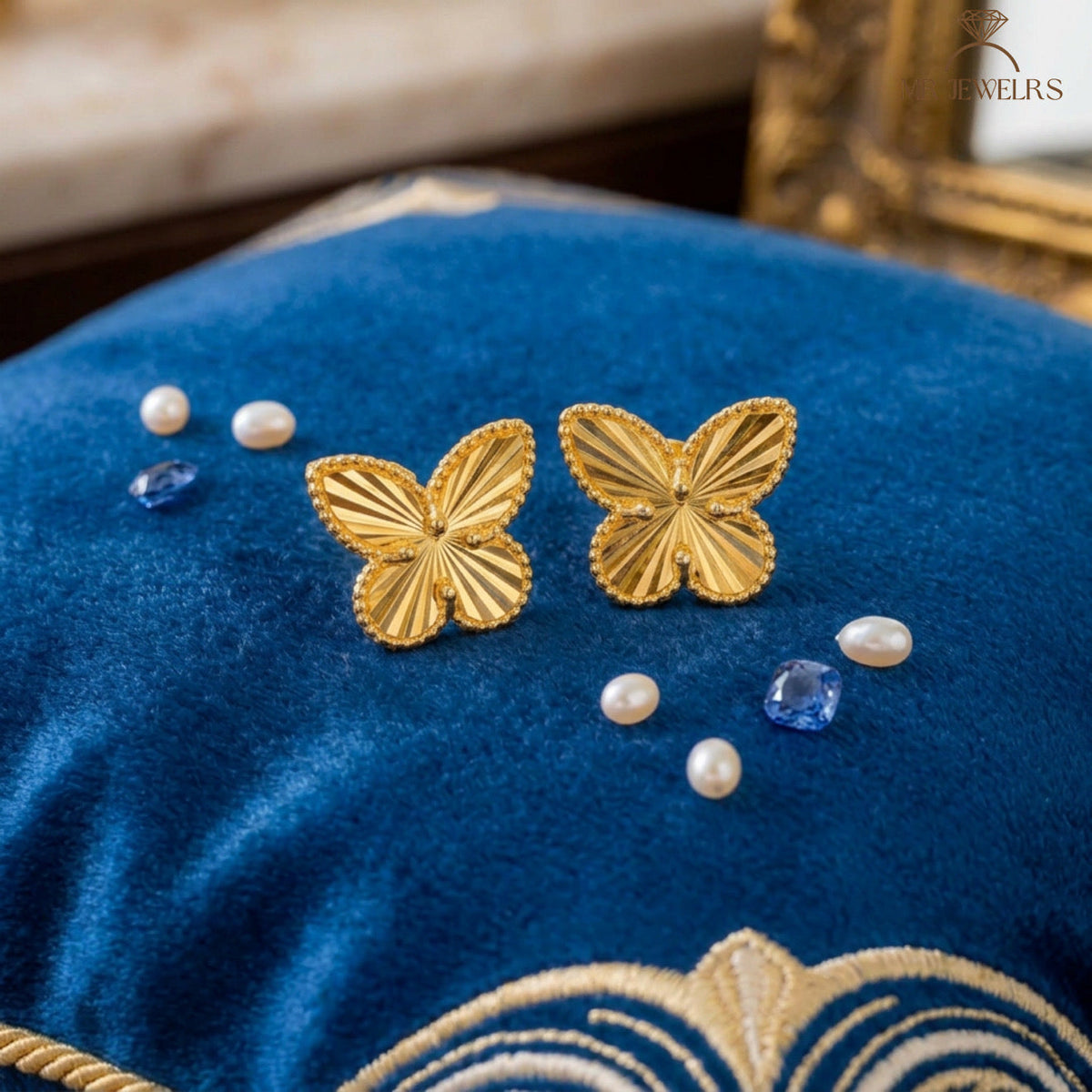 Enly Earrings