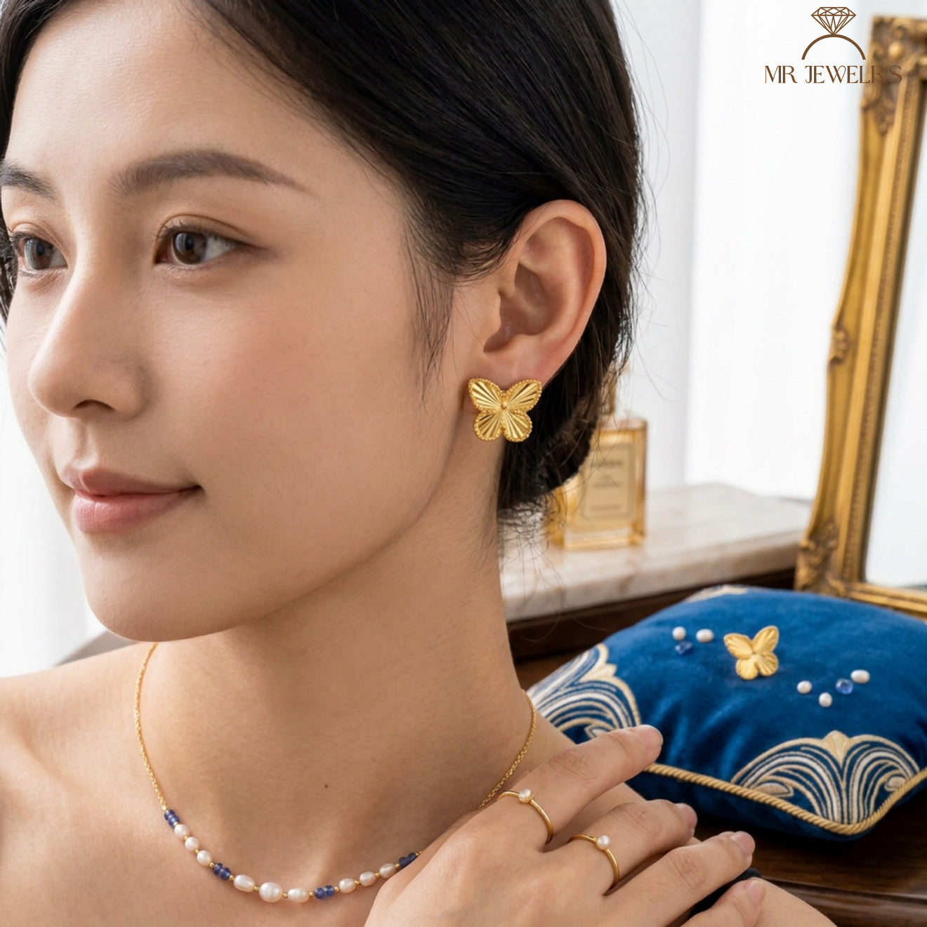 Enly Earrings