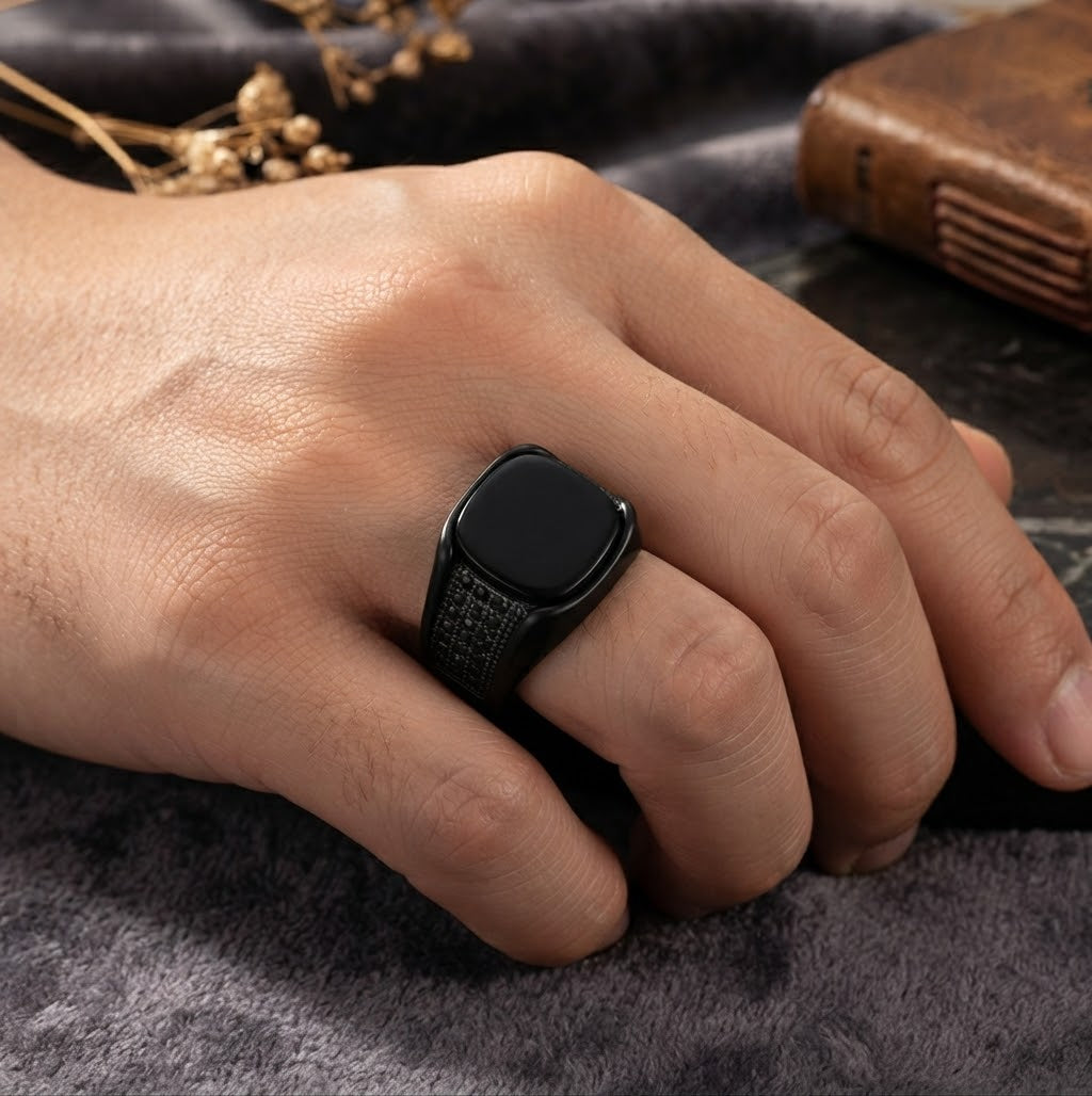 Black Eliete Ring